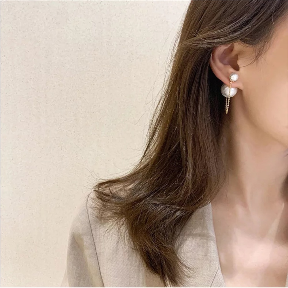 Double Sided Hanging Chain Pearl Earrings - Picture 6 of 11
